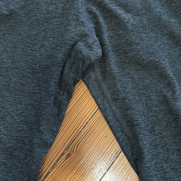 Beyond Yoga spacedye capri leggings - Picture 3 of 4